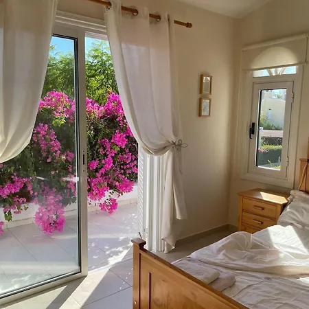 Amazing Cyprus 3b Private Pool&garden By Sea